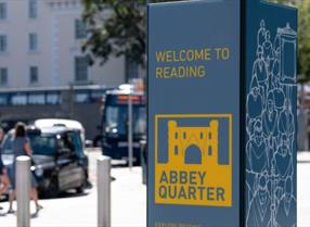 Welcome sign at Reading's Abbey Quarter