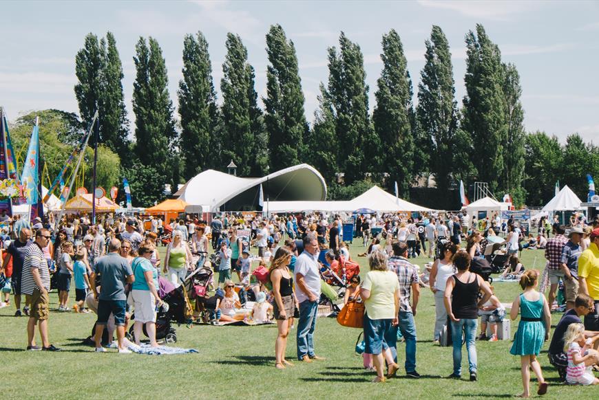 Readipop festival - crowd of people