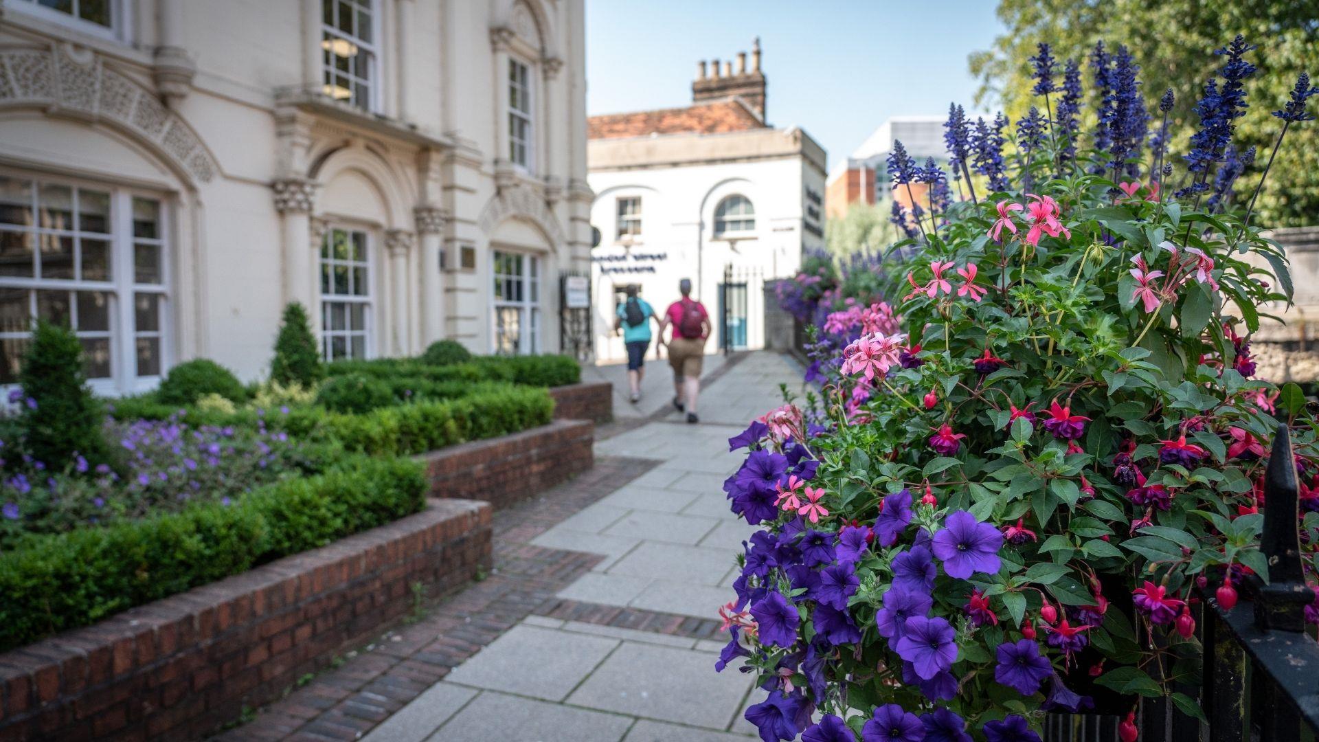 Uncovering The Charm: Things To Do In Reading Town Centre