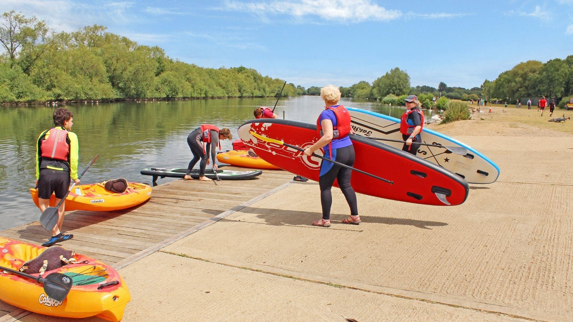 People canoeing on the River Thames