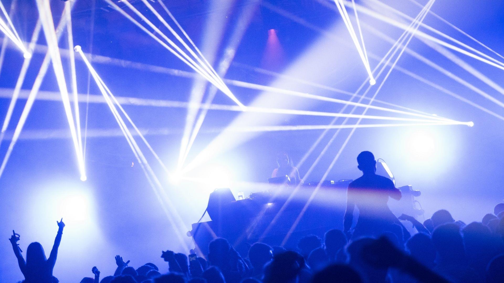 strobe lights in a nightclub