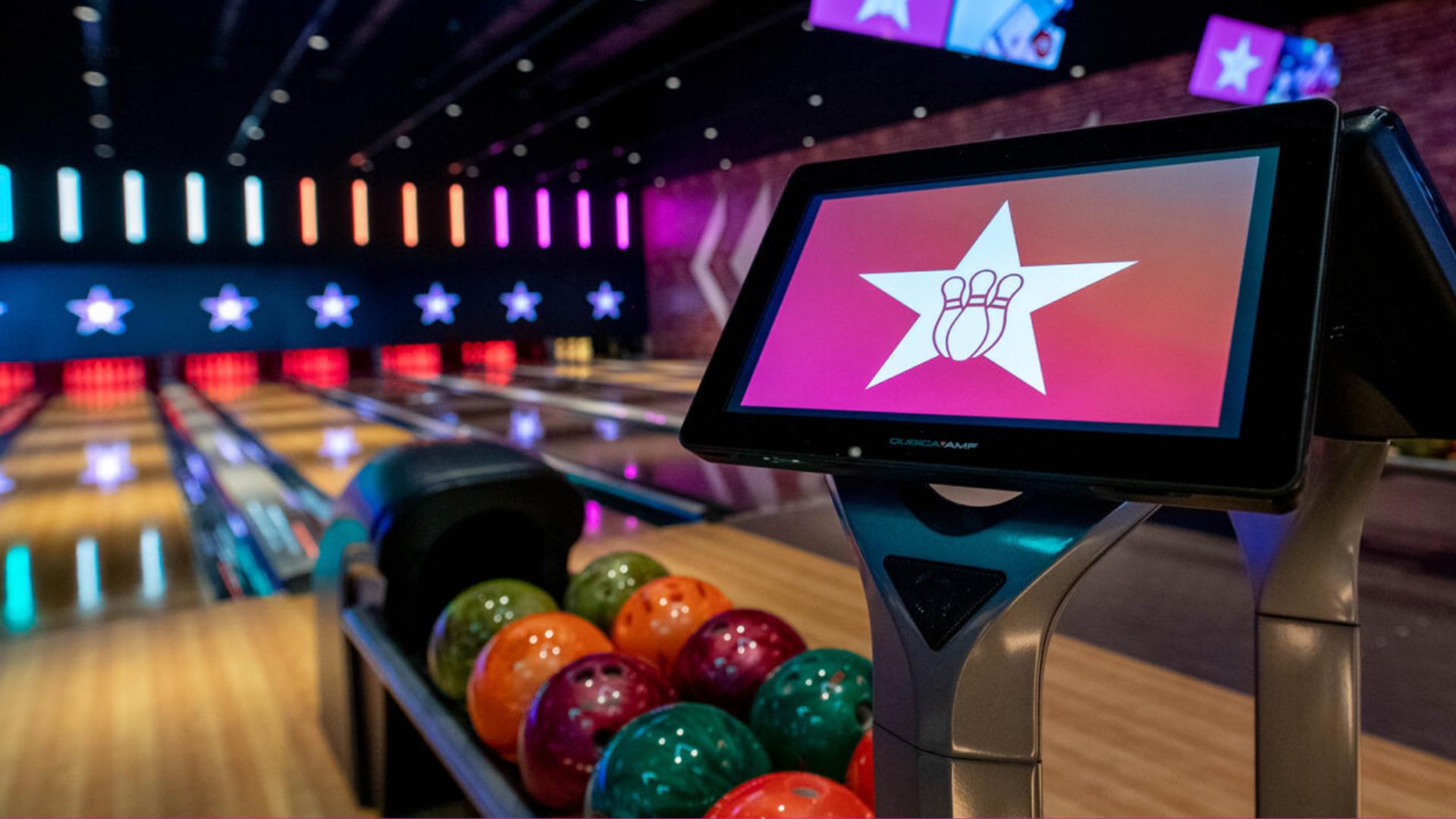 Bowling alley