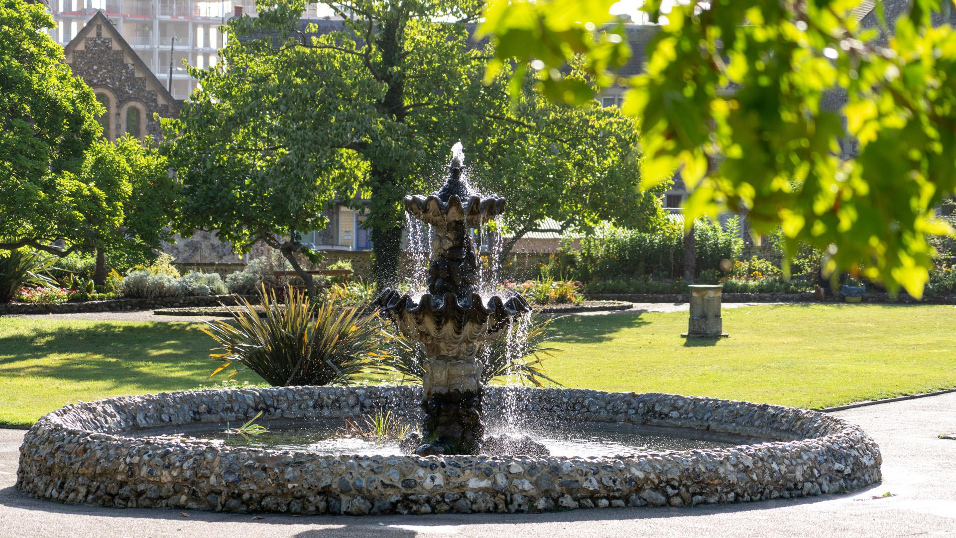Fountain in gardens