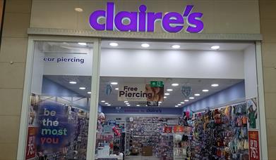 shop front Claire's Accessories