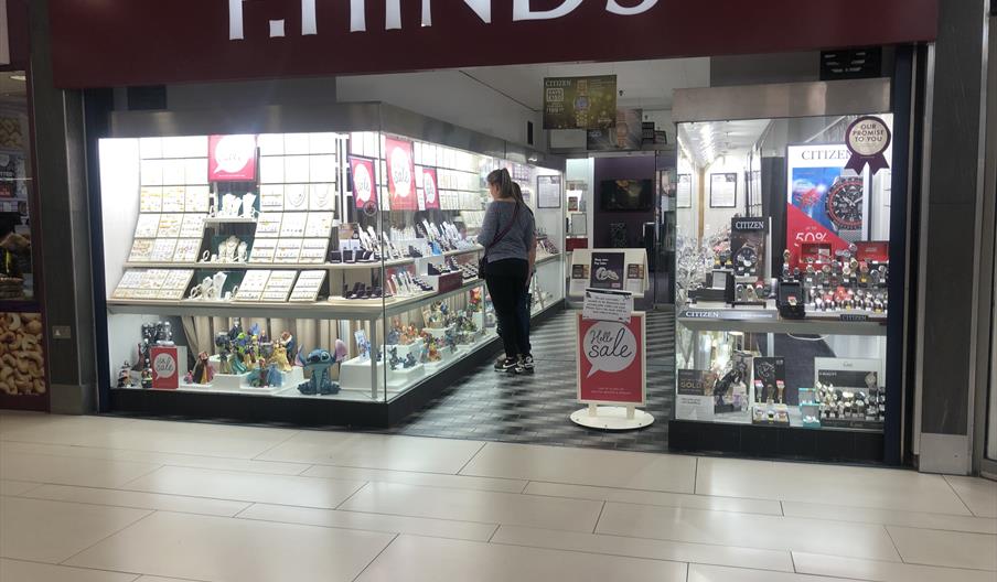 Fraser hinds jewellers hot sale
