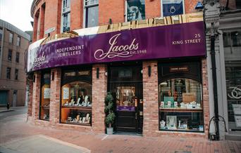 Jacobs The Jewellers Shop Front in Reading