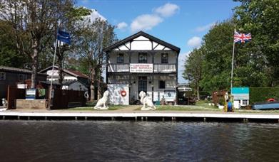 Offices of the boat company on the banks of the river