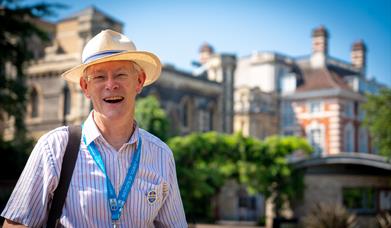 Blue Bade Guide Graham Horn in Forbury Gardens, Reading