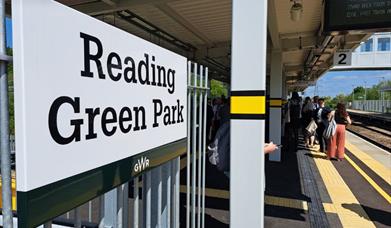 Green Park Station opens