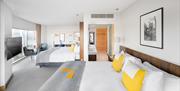 Suite with 2 double beds