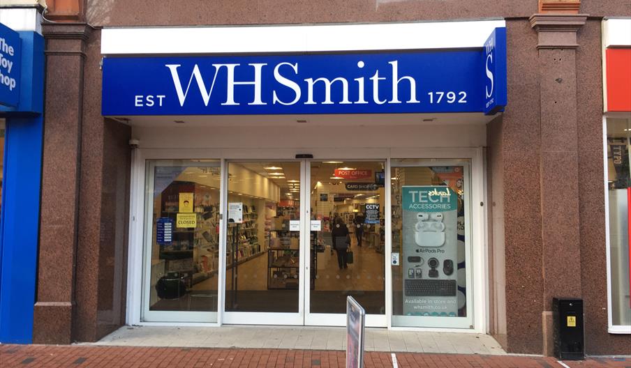 entrance to WH Smith