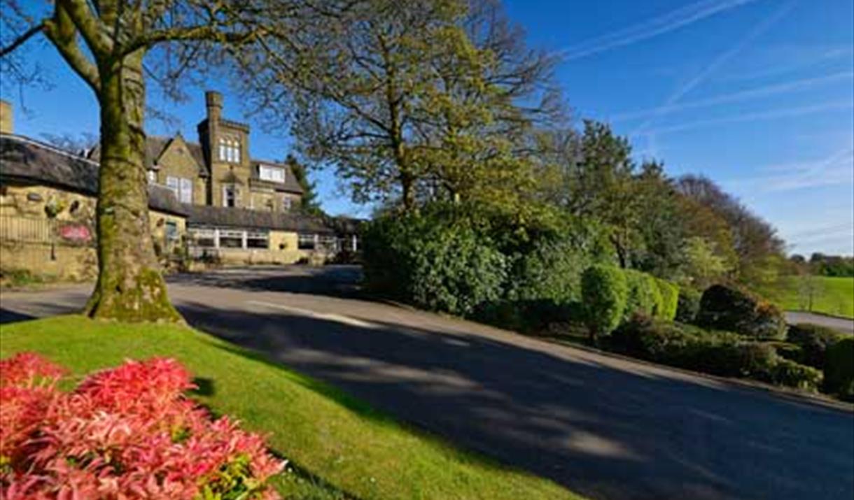 Mercure Norton Grange Hotel & Spa entrance