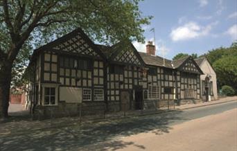 Front of the Olde Boar's Head.