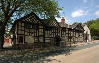 Exterior of the Olde Boar's Head.