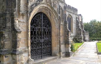 St Leonard's Parish Church