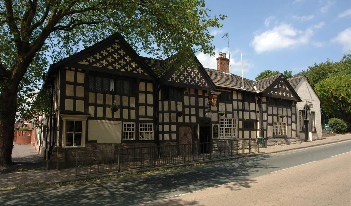 Exterior of the Olde Boar's Head.
