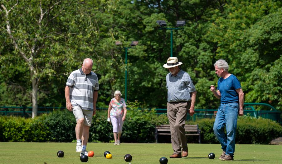 4 players on Queen's Park bowling green, the second largest in Great Britain.