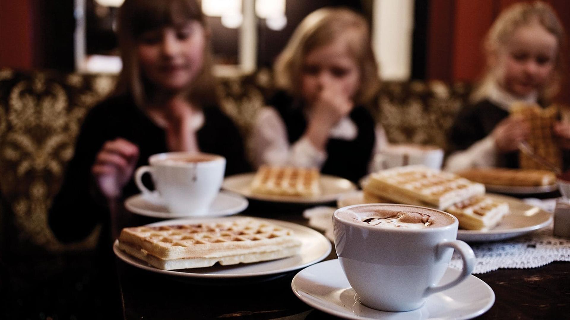 Hot chocolate-cafÈ-children-local food-waffle