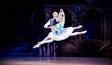 Nøtteknekkeren - Grand Kyiv Ballet