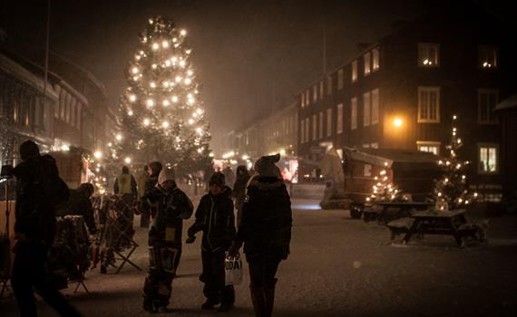 Julegrantenning på Røros