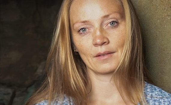 Barnestuggu - Eventyrlig fortellerstund med Kirsti Sæter