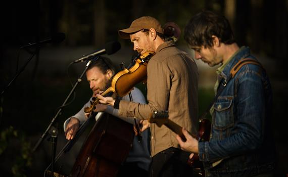 Erlend Viken trio