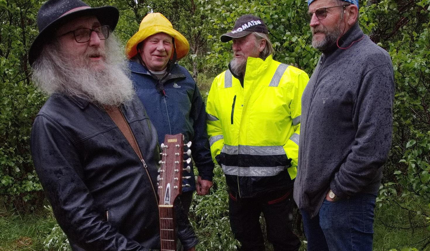 Arnfinn Strømmevold - Med Gitar og Sang i Bjørkeskogen