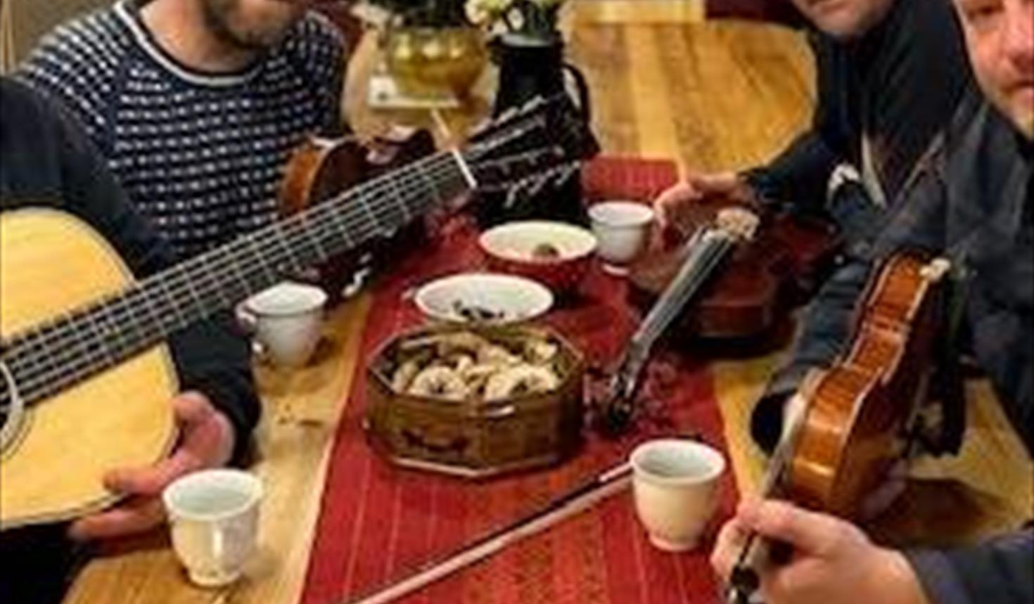 Martnaskonsert i Koia: Powerpols