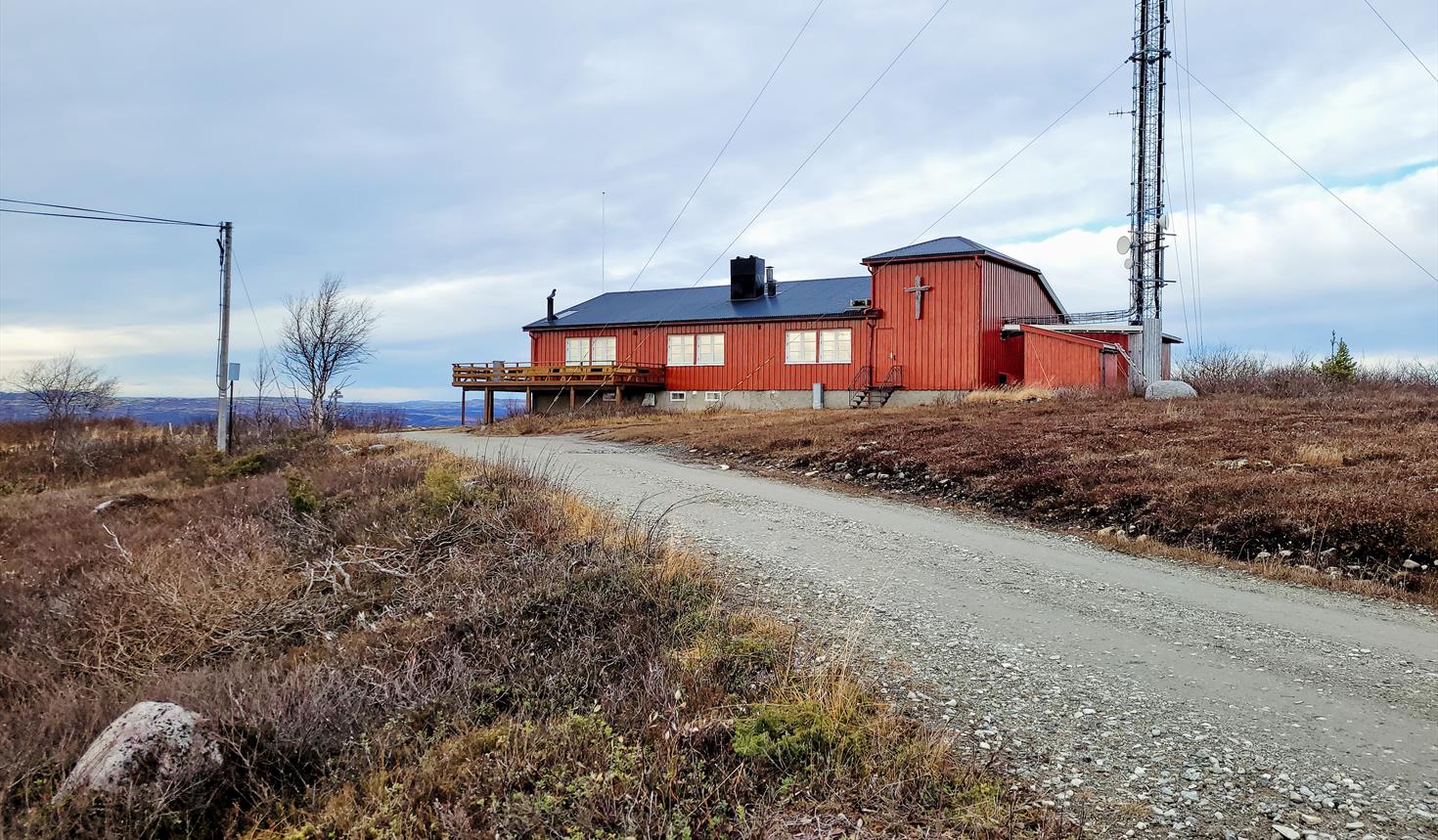 Fjellkirka på 885 moh