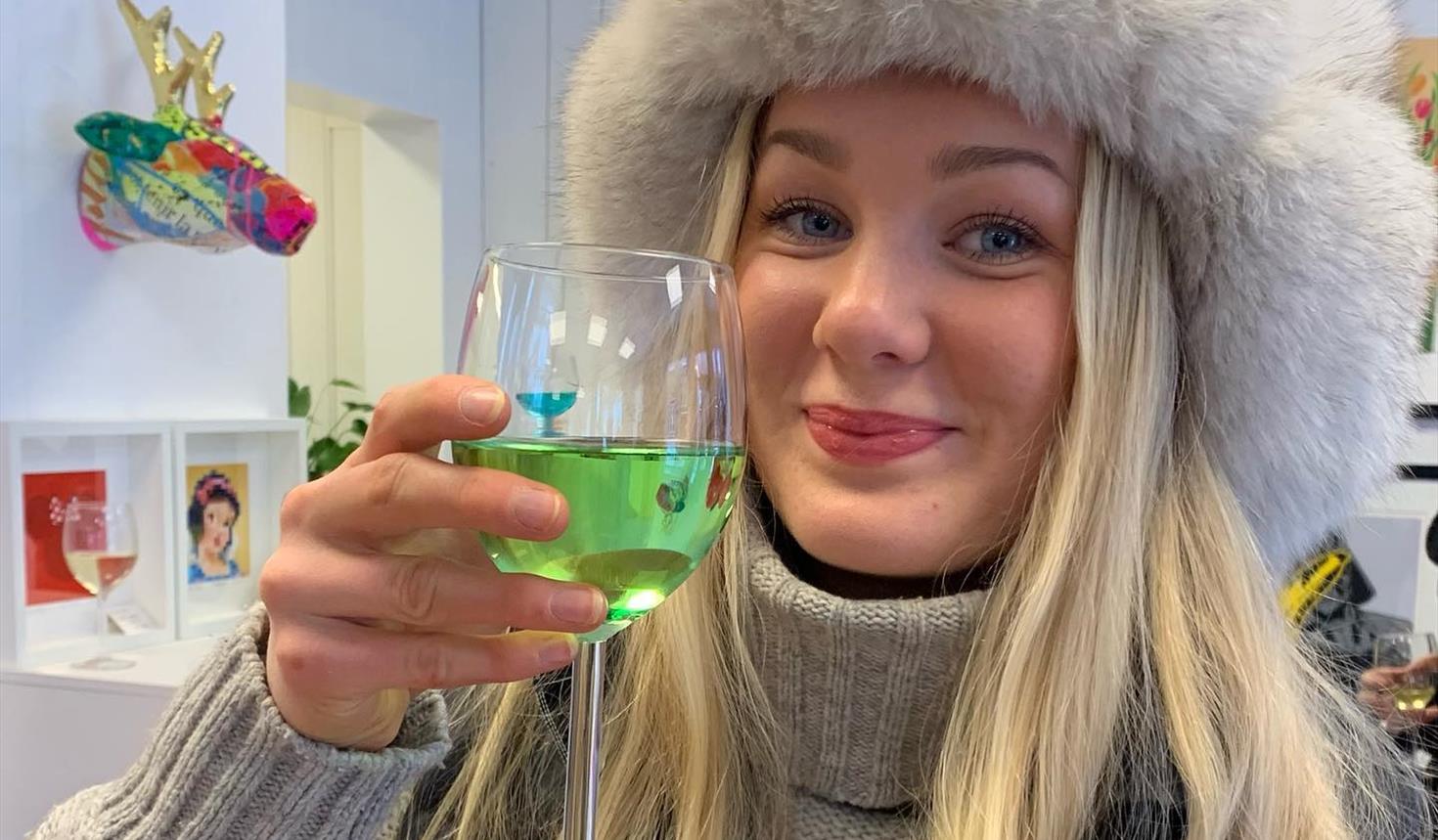 Velkommen til KUNSTPARTY i galleriet Kunst & Kaos