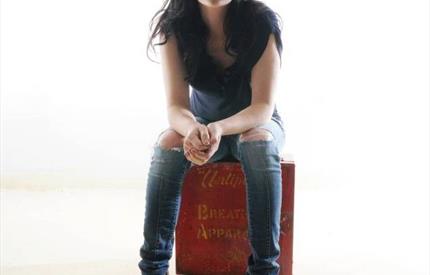 Akustisk kveld med AMY BELLE - LIVE TOLGA