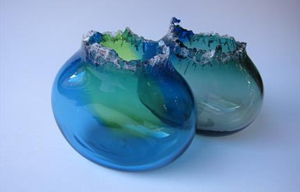 Glassets magi - kunstutstilling hos Kunst & Kaos
