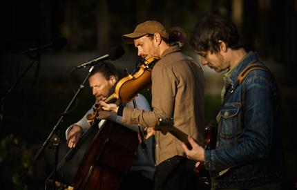 Erlend Viken trio