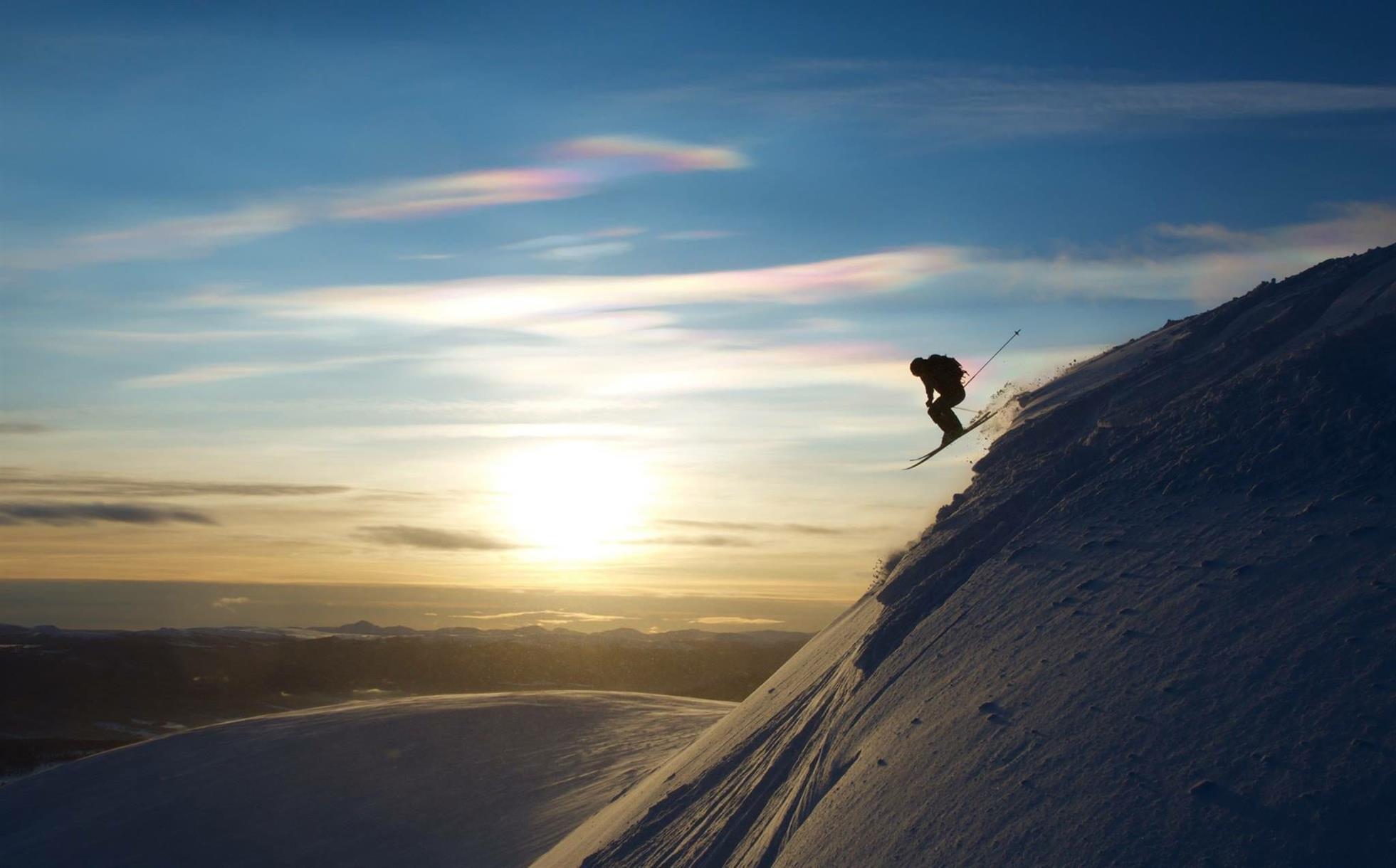 Alpint-slalom-topptur-randonee-Vingelen-snø-vinter