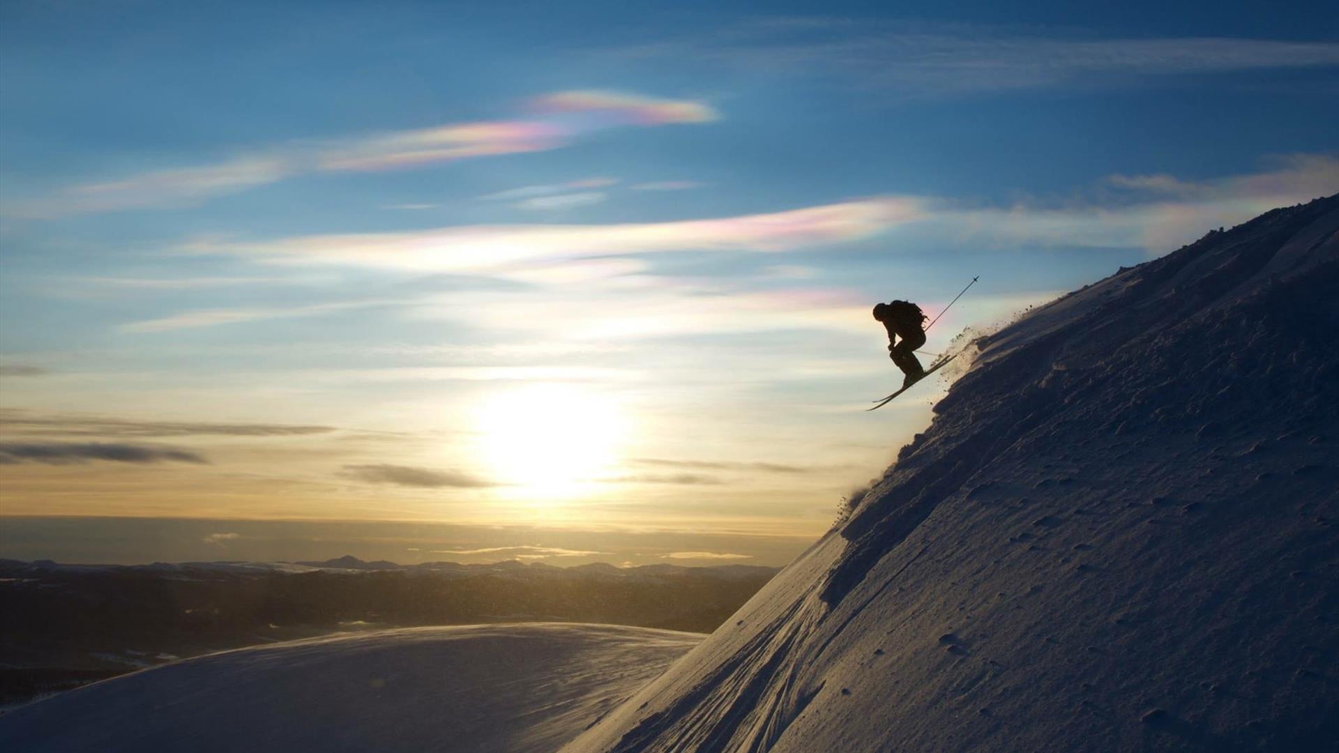 Alpint-slalom-topptur-randonee-Vingelen-snø-vinter