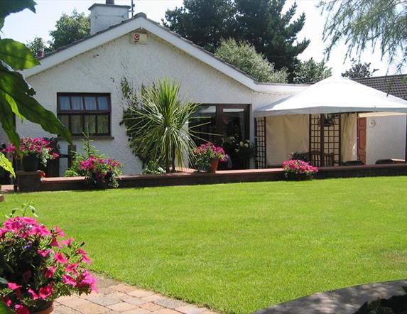 Pinegrove Lodge B&B Ballymena