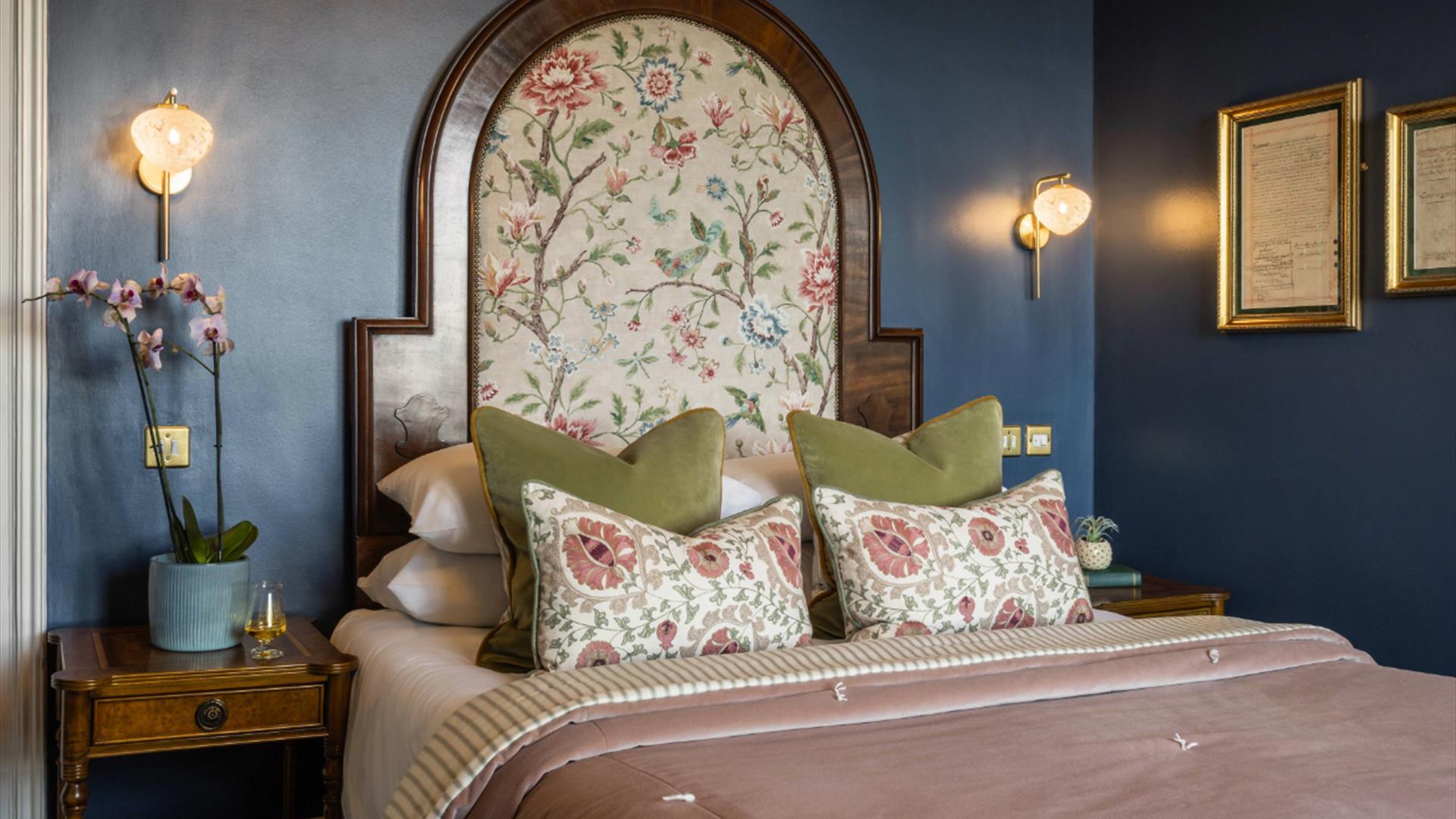 The Harbourview Hotel