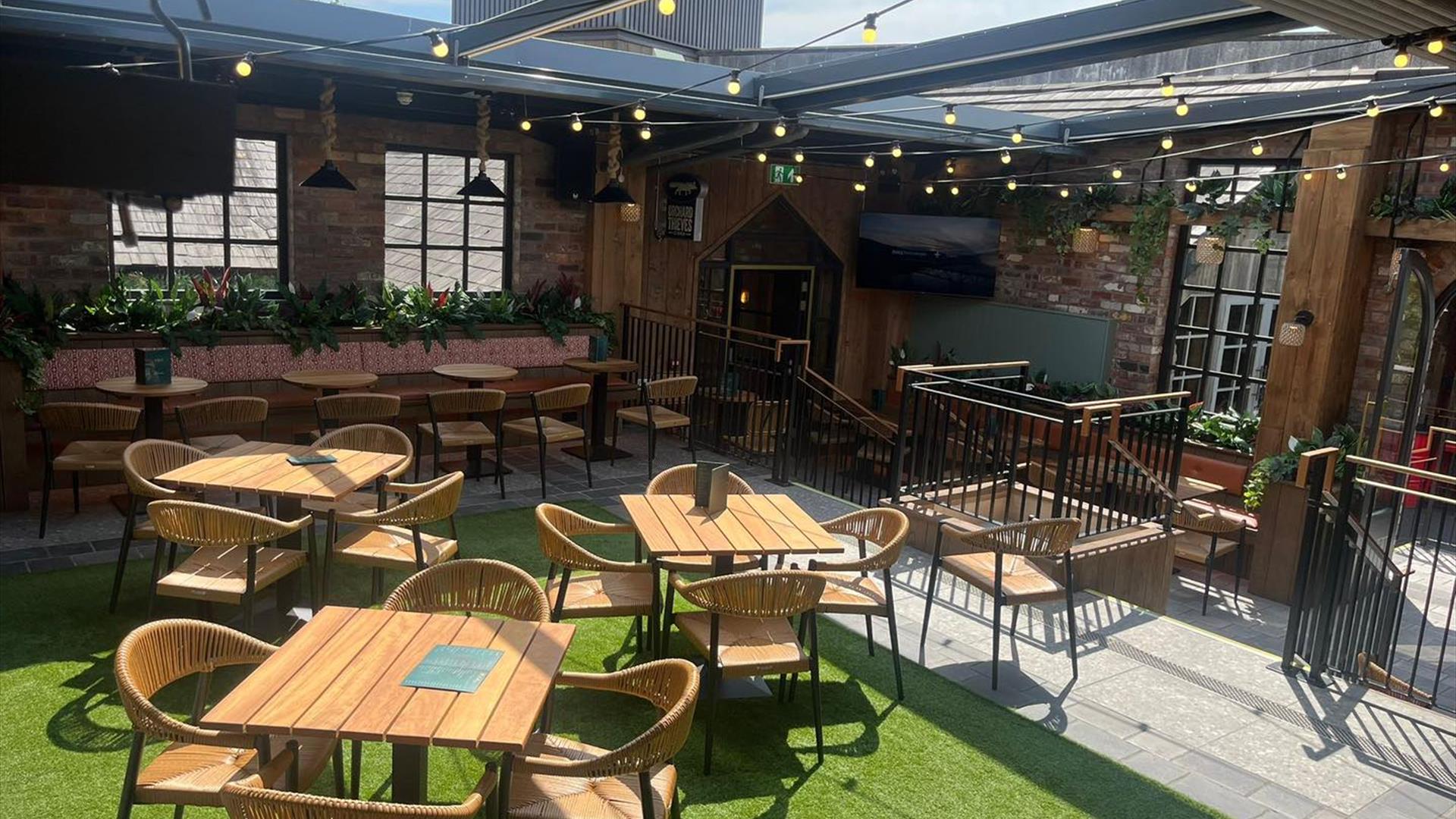 Eden Rooftop Bar