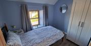 Single bedroom with sea views (bedroom 2)