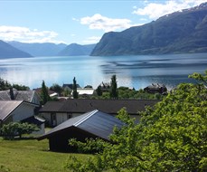 Systrond Motell Hyttesenter og Camping