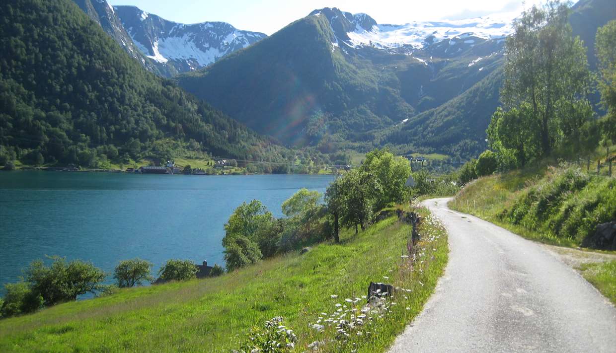 Balestrand Taxi