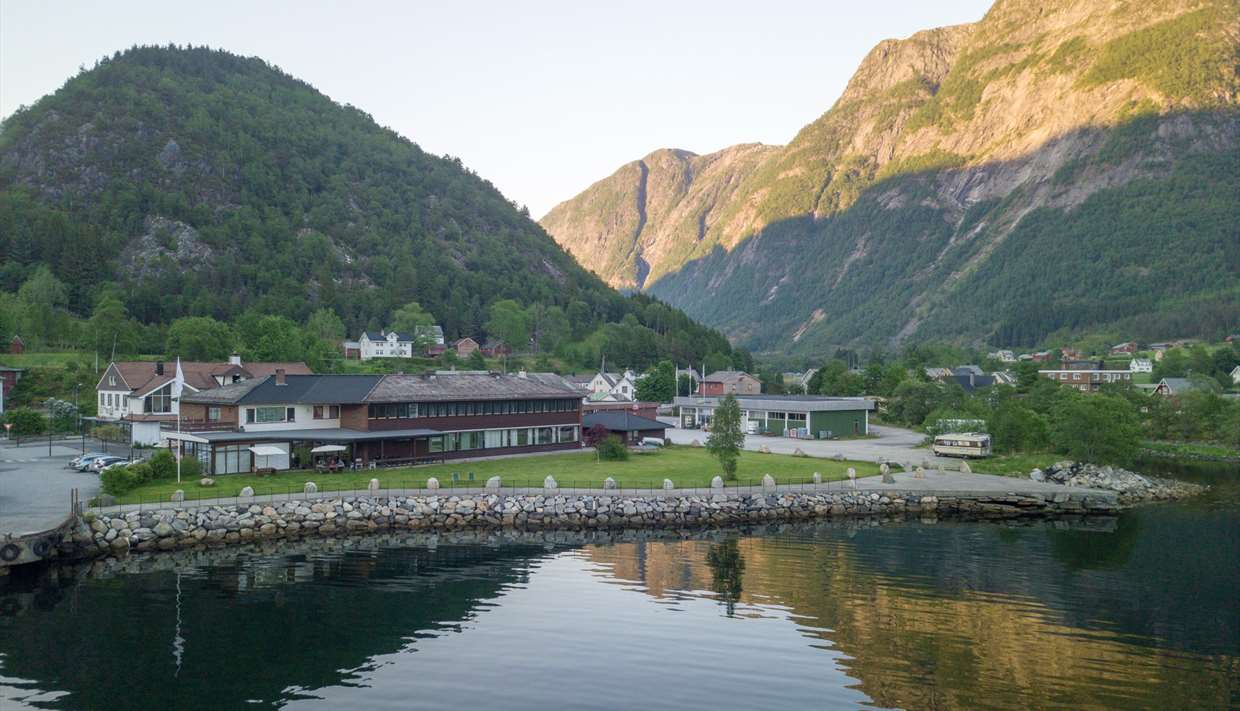 Sogn Hotel - Vadheim