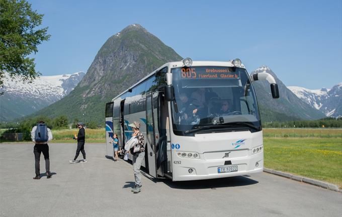 Glacierbus in Fjærland