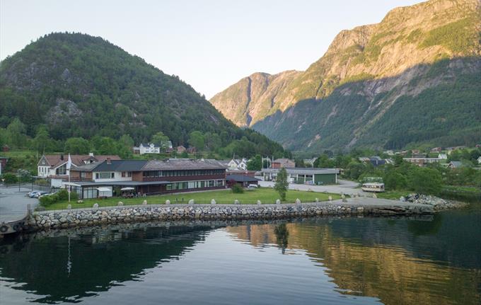 Sogn Hotel - Vadheim