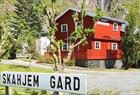 Skahjem Gard, Aurland