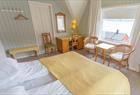 Lavik Fjord Hotel & Apartments