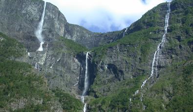 Kjelfossen, Gudvangen