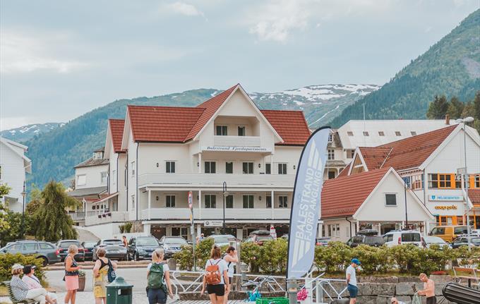 Balestrand Fjord Apartments