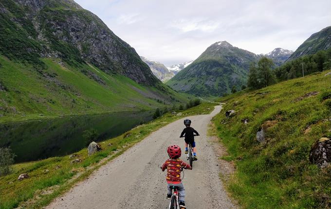 Bikeride to Anestølen - Explore Sogndal