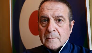 Mark Thomas